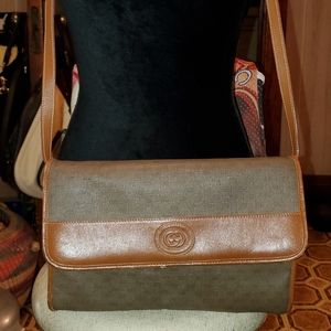 Vintage authentic Gucci crossbody